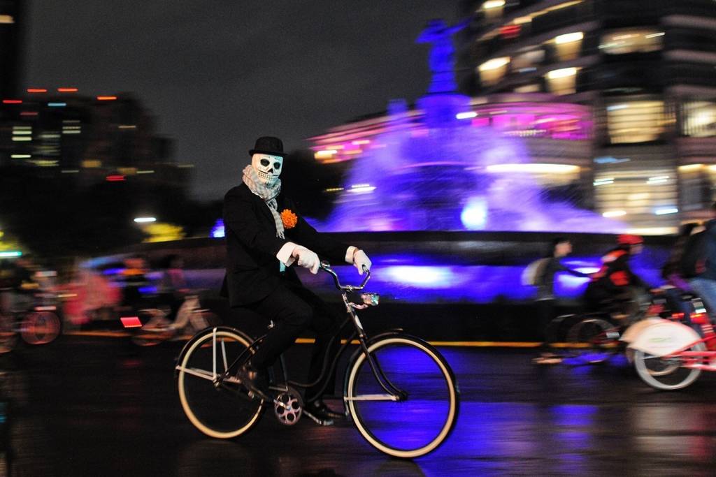Paseo Nocturno del Día de Muertos 2026: fecha, horarios, ruta y programa