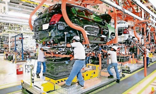 Perciben en la economía signos de estancamiento
