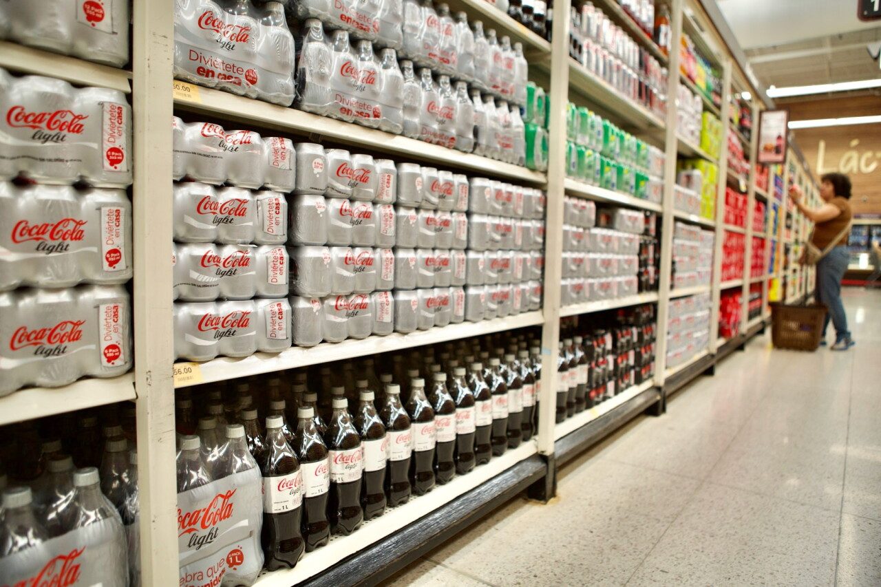 Por inflación, gasolinas, refrescos y cigarros incrementarán IEPS en 2027