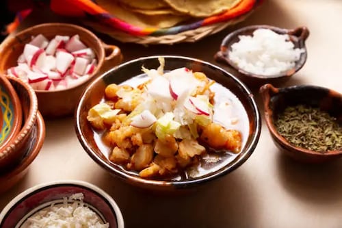 Pozole se convierte en el platillo más caro de los festejos patrios; porción para 10 personas cuesta más de 2 mil pesos