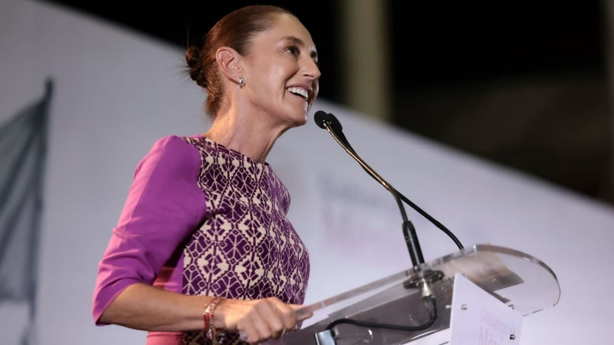 Sheinbaum defiende reforma de doble nacionalidad: ‘Ningún presidente puede tener dos banderas’