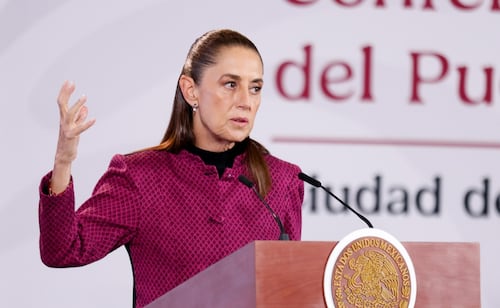 Sheinbaum no descarta más detenciones por caso Ayotzinapa; se procederá "si la fiscalía así lo determina", dice