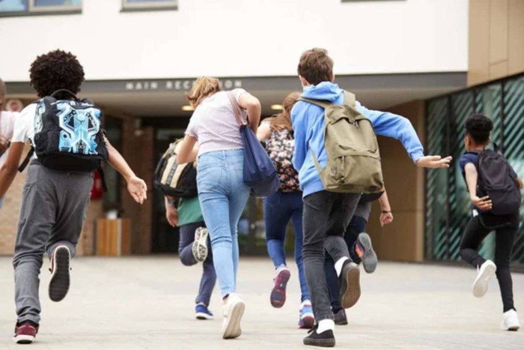 ¿Tienes hijos en una escuela en Nueva York? Esto debes saber sobre ICE