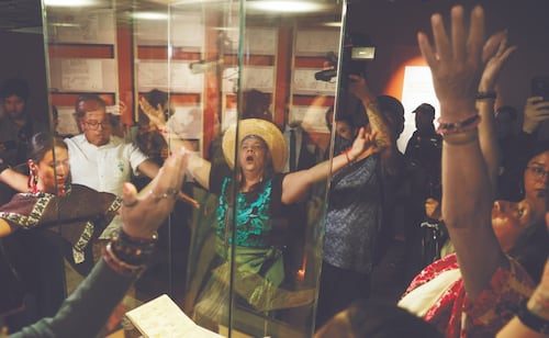 Tras 200 años vuelve a México, pero prestado, el Códice Azcatitlan 
