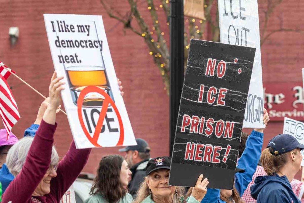 Tribunal de apelaciones rechaza detención sin fianza para inmigrantes en USA