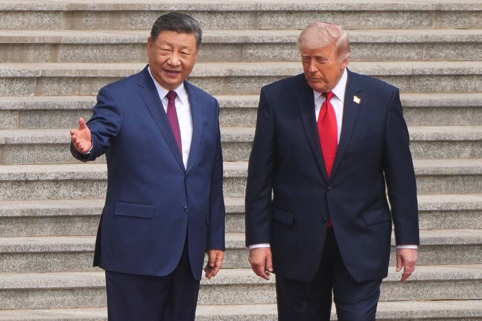 Visita de Xi a Trump inicia con ‘el pie derecho’: EU y China extienden tregua comercial a enero de 2027