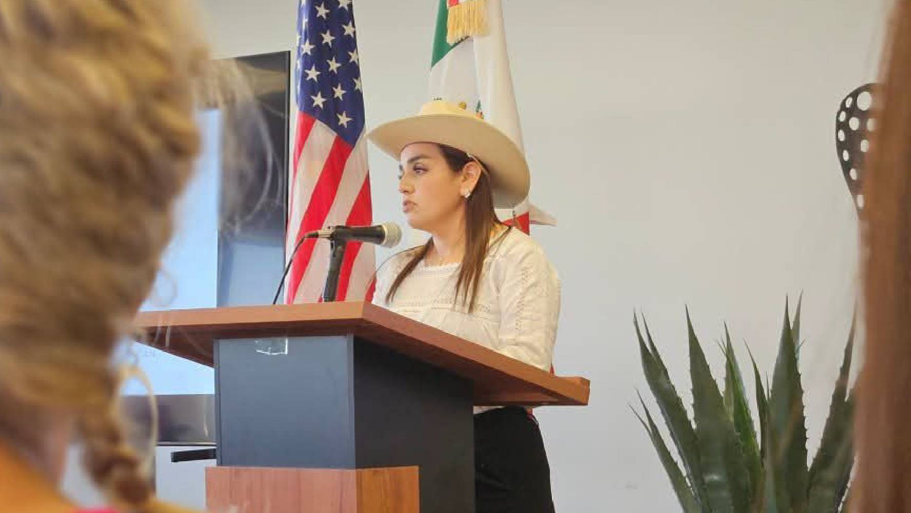 ‘Voy a escuchar a la gente’: Grecia Quiroz visita comunidad migrante en California