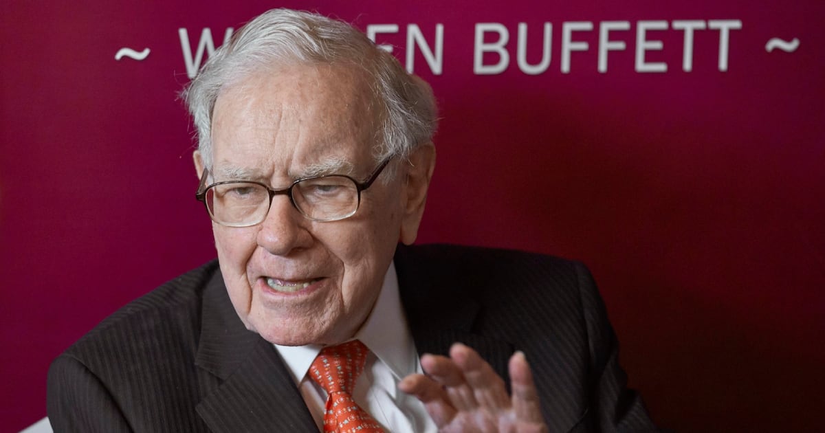 Warren Buffett deja la presidencia de Berkshire Hathaway tras estar 50 años: ¿A quién cederá su lugar?
