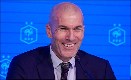 Zidane dirige a Francia por primera vez; asegura que supera su debut como jugador