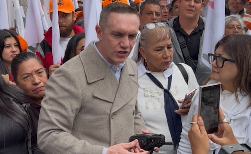 Adrián Rubalcava anuncia regularización del comercio en el Metro; vendedores deberán pagar derechos ante Tesorería