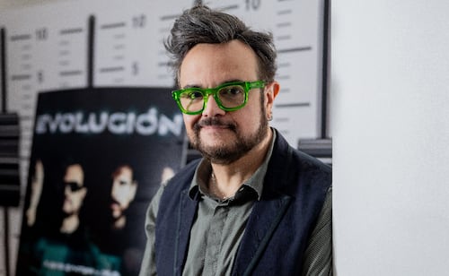 Aleks Syntek confiesa que rechazó  internarse en una clínica de salud mental tras concierto en la BJ; asegura estar recuperado