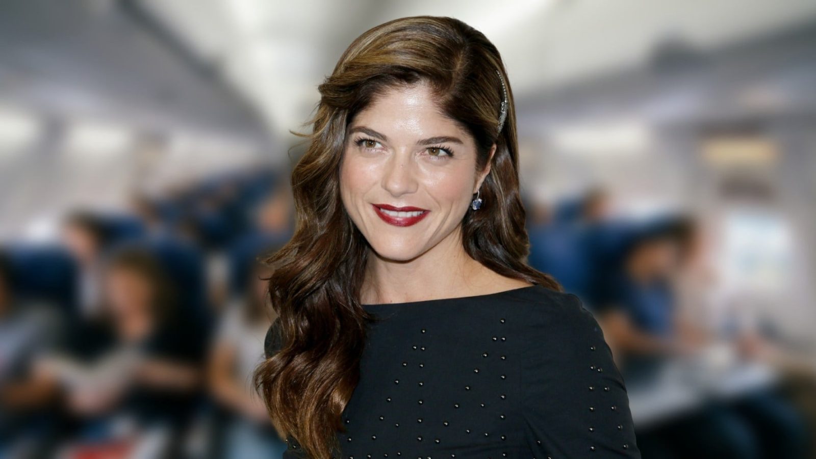 Arrestan a Selma Blair tras presuntamente morder a una azafata y golpear a otra en pleno vuelo