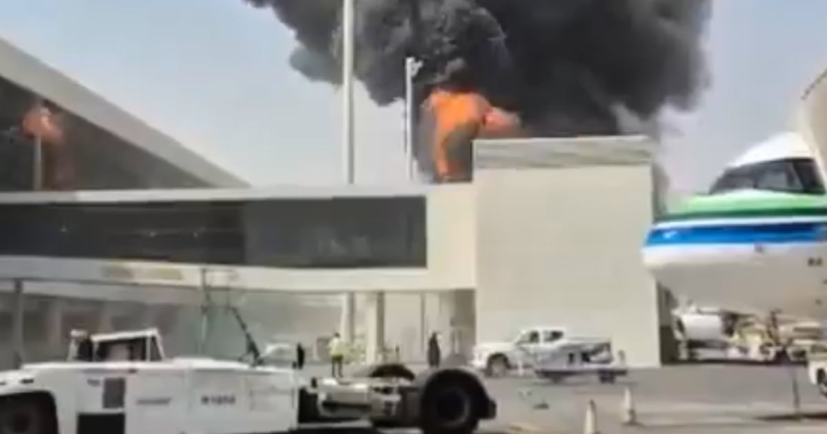 Ataque al aeropuerto de Riad deja 12 muertos y 309 heridos; Trump evalúa intervenir en conflicto con Yemen