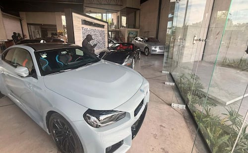 Cárteles mexicanos roban autos de lujo en EU para entregarlos a capos, asegura LA Times; BMW y Cadillac, entre los favoritos