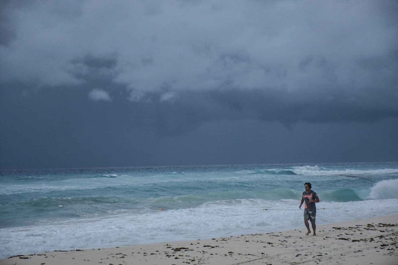Clima en Península de Yucatán: Canal de baja presión refrescará con 30 grados a Mérida, Cancún y Tulum