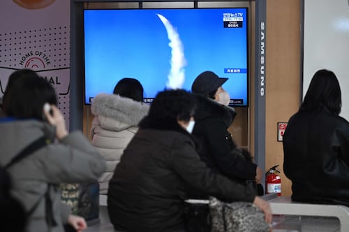 Corea del Norte lanza misil balístico, según el ejército surcoreano; llamó "despreciable" a Seúl por exigir disculpa