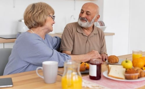 ¿Cuál es el desayuno ideal para las personas mayores de 50?; conoce los beneficios de una buena alimentación en esta etapa