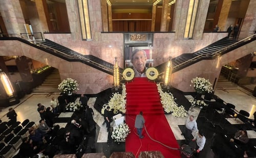 Cuauhtémoc Cárdenas recibe homenaje en Bellas Artes rodeado de su familia; asisten seguidores del ingeniero