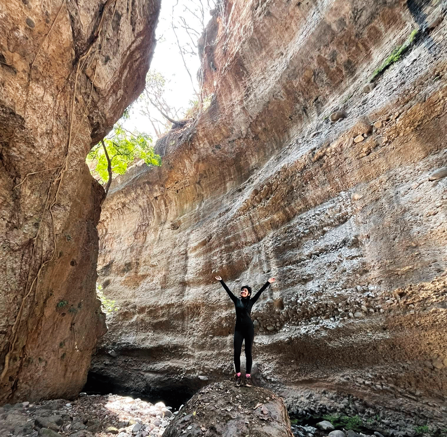 Cuentepec, un camino entre barrancas hasta llegar a la cueva del Diablo en Morelos