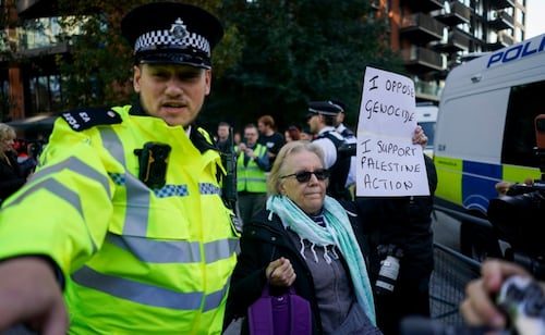 Detienen a 48 personas en Londres durante protesta en apoyo a Palestine Action; el grupo fue prohibido en Reino Unido