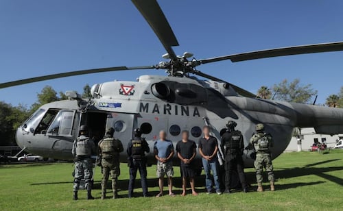 Detienen a tres integrantes de célula generadora de violencia en Michoacán; son acusados de narcotráfico por vía marítima