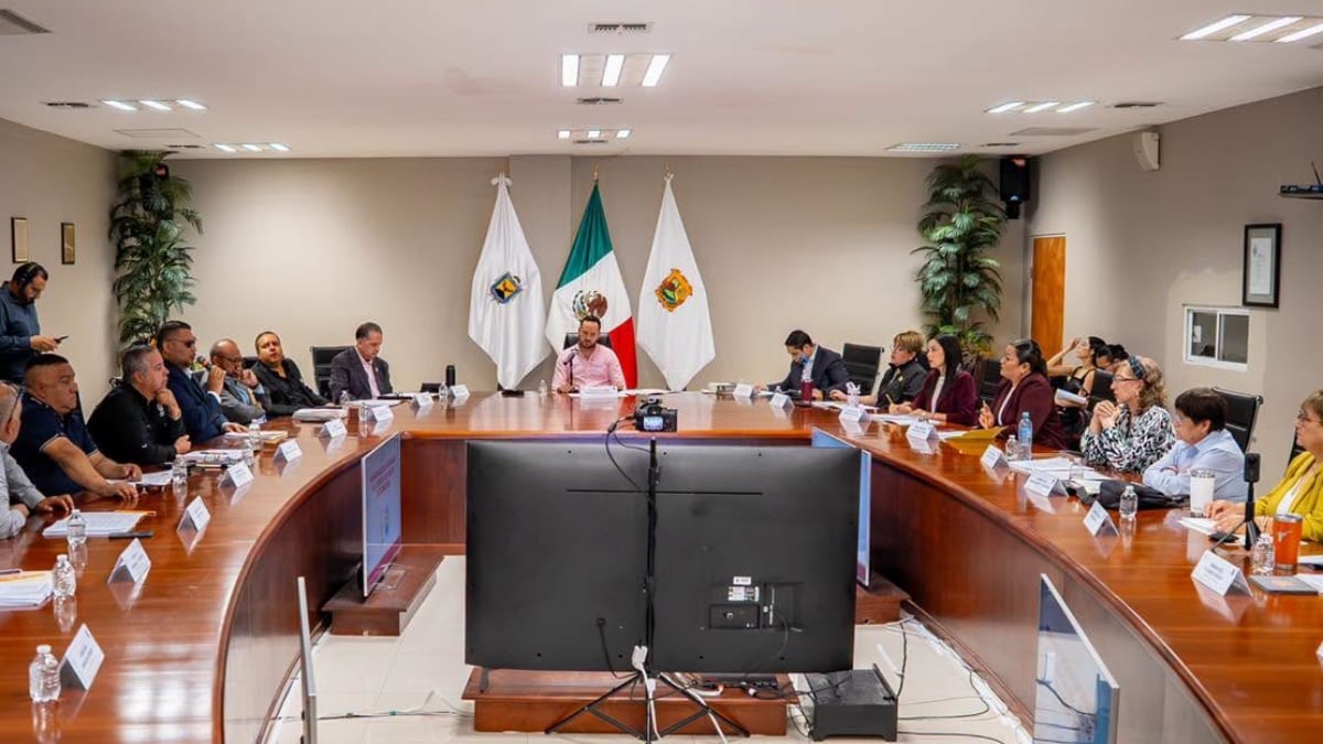 ‘Drogadicto’ y ‘Porky’: Alcalde de Piedras Negras y regidor intercambian insultos en Cabildo