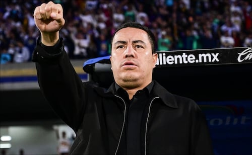Efraín Juárez no cierra la puerta a volver a Pumas; deja en claro que "uno siempre regresa a casa"