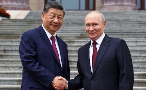 El Kremlin confirma reunión de Putin con Xi Jinping en la APEC; encuentro con Trump "está en el aire"