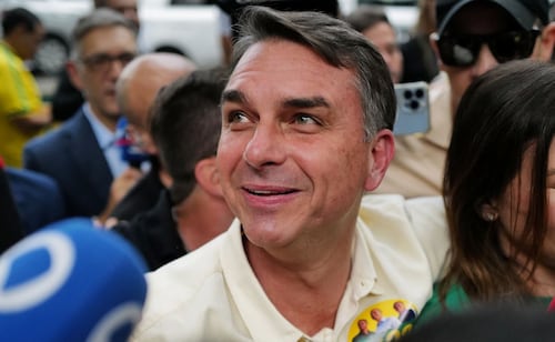 Elecciones de Brasil: Bolsonaro lidera arranque de conteo con el 50.9%; Lula da Silva obtiene 40.7%