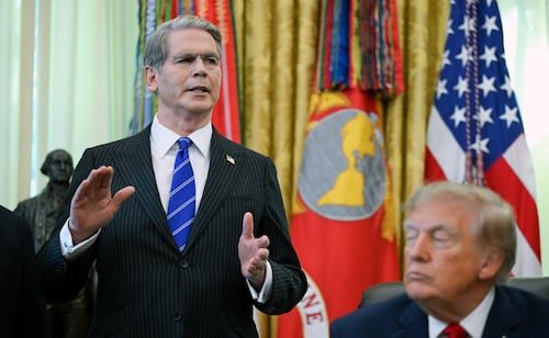 Estados Unidos sanciona a 4 personas y 11 entidades ligadas al Cártel del Noreste; exhibe nexos con carreras de caballos