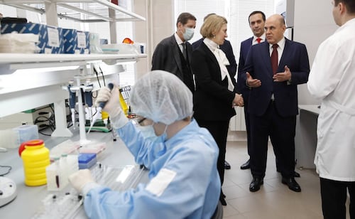 EU y Rusia mantienen nuevos contactos sobre posible brote de peste neumónica; "hay comunicación activa", afirma agencia estadounidense