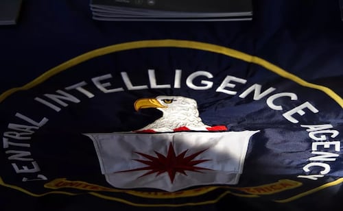 Exfuncionario de la CIA se declara culpable de desviar 194 mdd; creó plan para defraudar a gobierno de EU