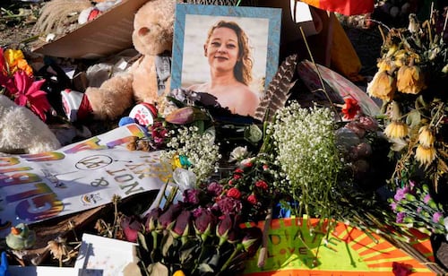 Familia de Renee Good demanda a gobierno de Trump por su asesinato a manos del ICE; acusa muerte por negligencia