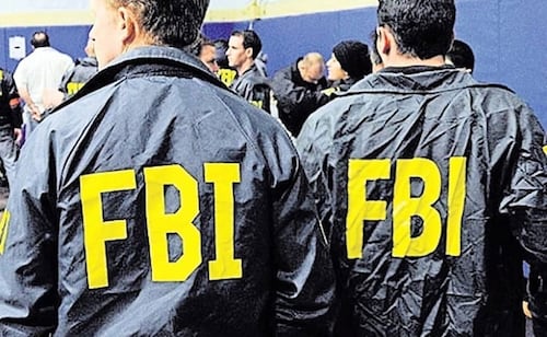 FBI arresta a contratista del gobierno por supuestas filtraciones; presuntamente transmitía información de defensa nacional