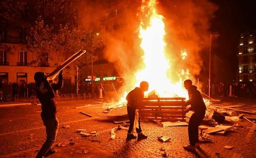 FOTOS: Nuevas protestas sacuden Francia; entre disturbios, heridos y el llamado a revivir el movimiento "chalecos amarillos"