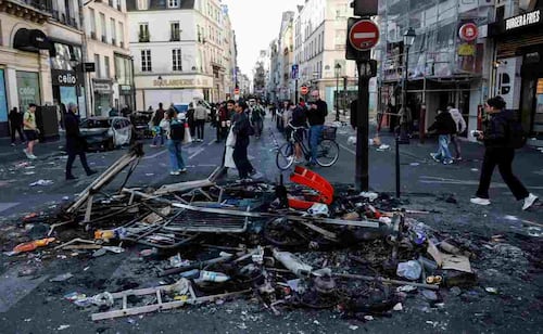 Galería: Francia, entre destrozos, quemazones y manifestaciones; así amanece La República tras protestas estudiantiles