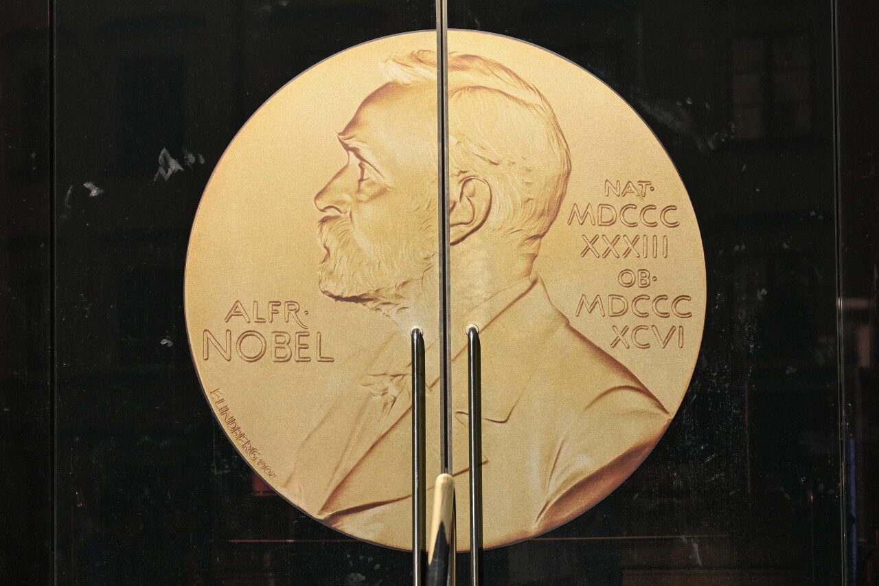 Ganar el Nobel deja una fortuna: cuánto reciben y qué han hecho los ganadores con el dinero