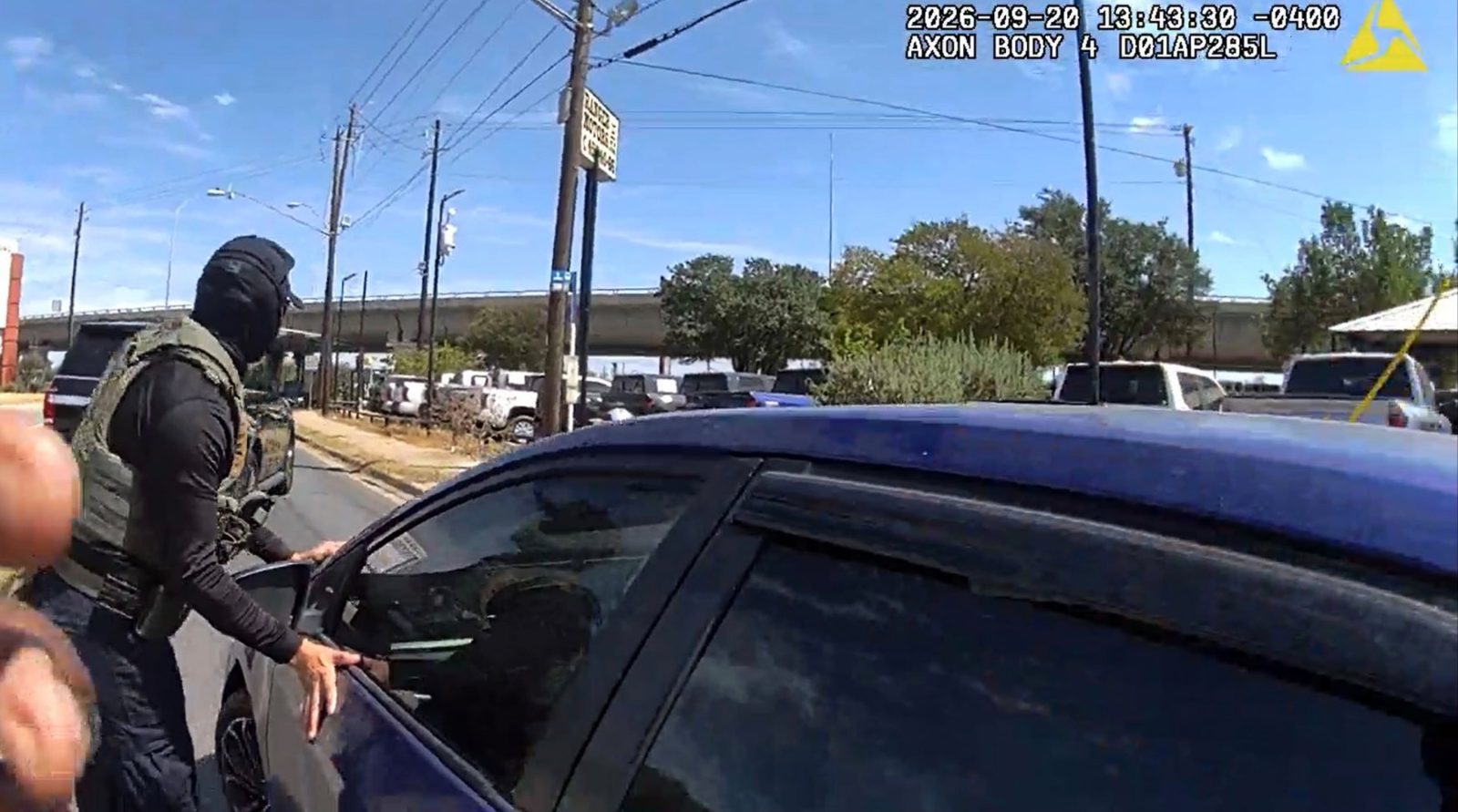 ICE tiene nuevas medidas para persecuciones en auto: Prohíbe la alta velocidad y endurece reglas de tráfico