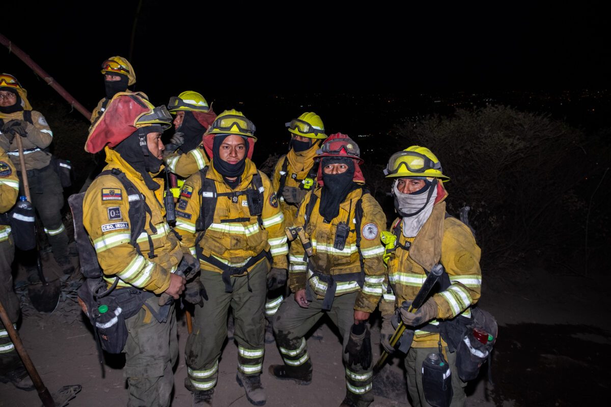 Incendios consumen el corazón hídrico y biodiverso del Ecuador 