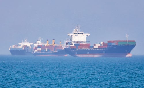 Irán advierte que bloqueará rutas para exportar petróleo de Ormuz; Rubio afirma que Teherán perdió el control del estrecho
