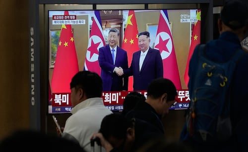 Kim Jong Un visita China para inaugurar puente transfronterizo; busca alinear a Pyongyang con Beijing y Moscú en un frente contra EU