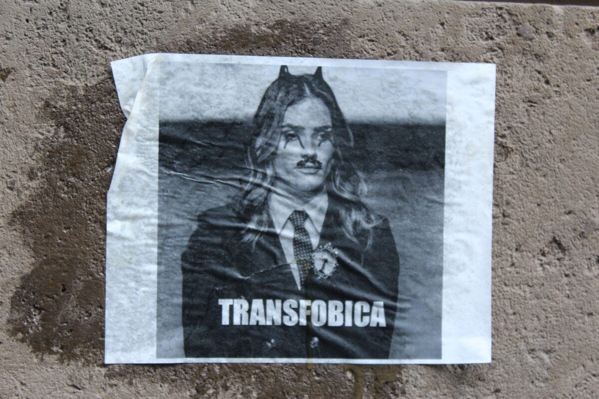 La represión contra las mujeres trans y la protección de la «mafia hotelera»