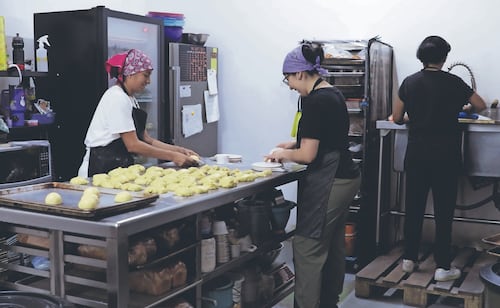 Las Panas, una panadería y red de apoyo, es víctima de la gentrificación
