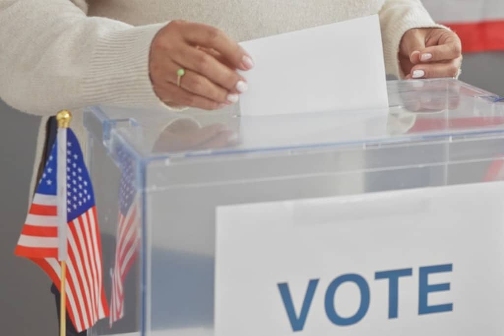 Los Demócratas tienen más posibilidad de ganar la mayoría de la Cámara de Representantes en las elecciones intermedias