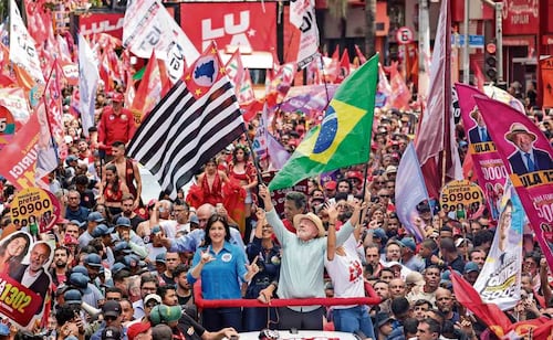 Lula y Flávio claves de una contienda volátil