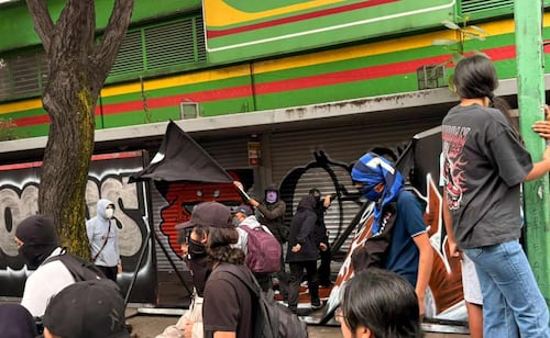 Marcha del 2 de octubre deja pérdidas por más de 23 mdp a comercios: Canaco; más de 3 mil negocios resultaron afectados