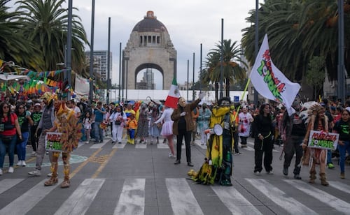 Marcha Zombie recorre las calles del Centro de la CDMX; sigue EN VIVO la ruta y los detalles