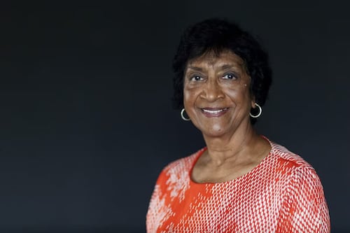 Navi Pillay, la mujer que desafió al apartheid, ayudó a Mandela y ganó el Nobel de la Paz; "hay que atreverse a alzar la voz"