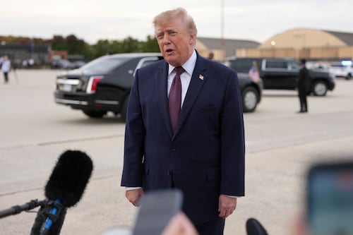 "No me voy a involucrar"; Trump reacciona a proclamación de Bolsonaro como presidente de Brasil