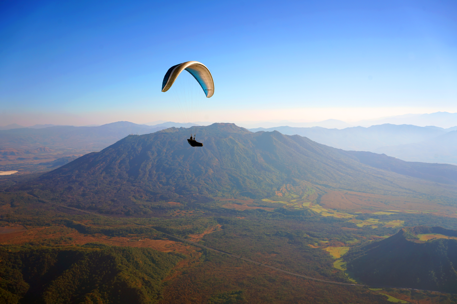 Qué hacer en Nayarit: parapente en la costa y la montaña